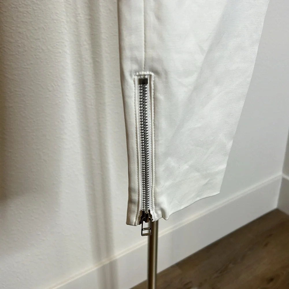Veronica Beard Zippered Cuff Pants